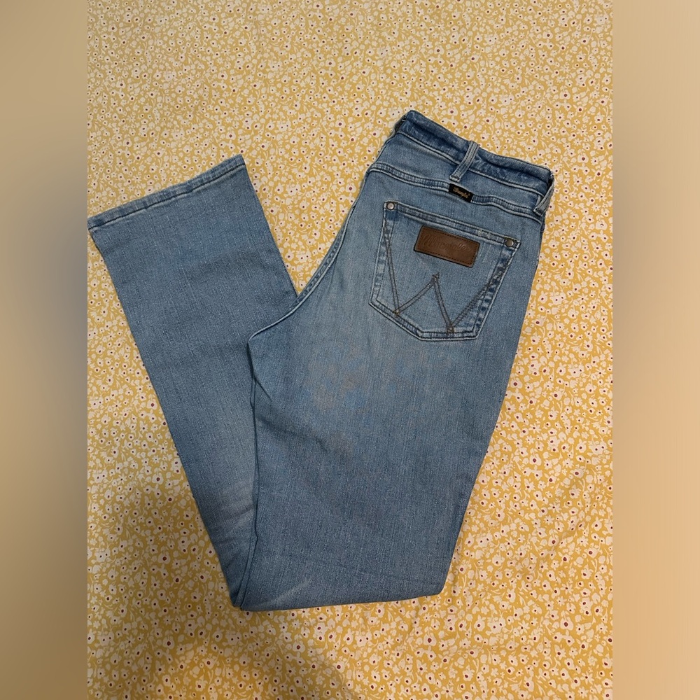Wrangler Slim Boot Cut 👖